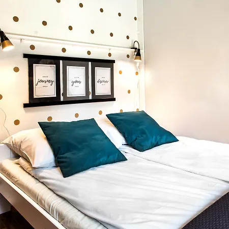 Amberhome Luxury *